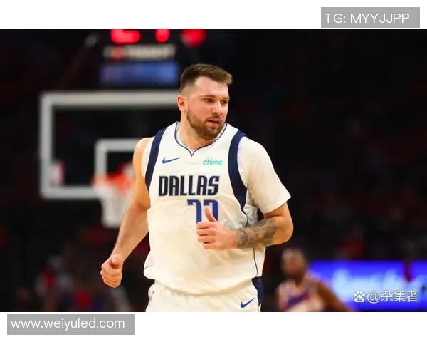 东契奇狂砍73分刷新现役得分纪录独行侠力克太阳终止其11连胜势头